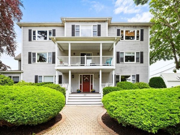 162 Willow Rd, Unit 11, Nahant, MA 01908