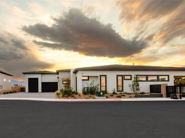 5885 St Ebbes Court, Las Vegas, NV 89131