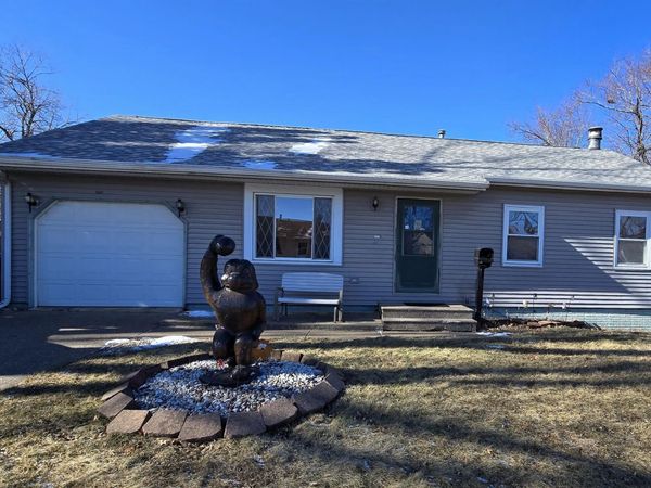 2716 N CONCORD ST, Davenport, IA 52804