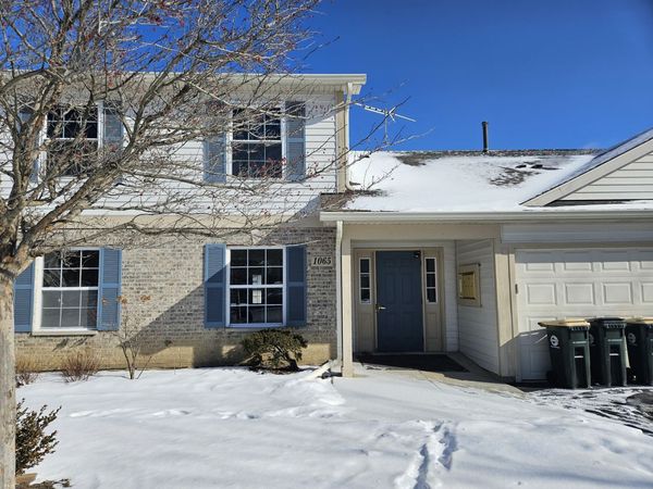 Unit 2, Round Lake Beach, IL 60073