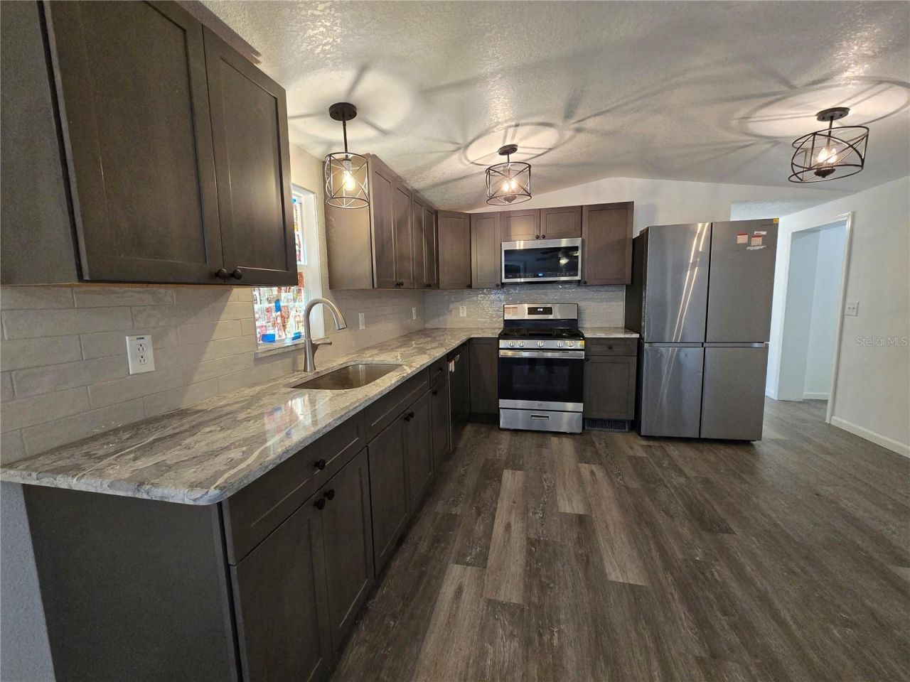 43541 Dixie Drive, Paisley, FL 32767 Photo