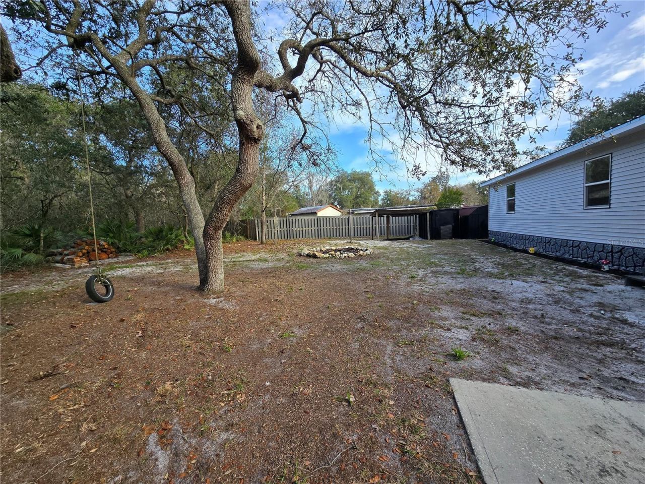 43541 Dixie Drive, Paisley, FL 32767 Photo