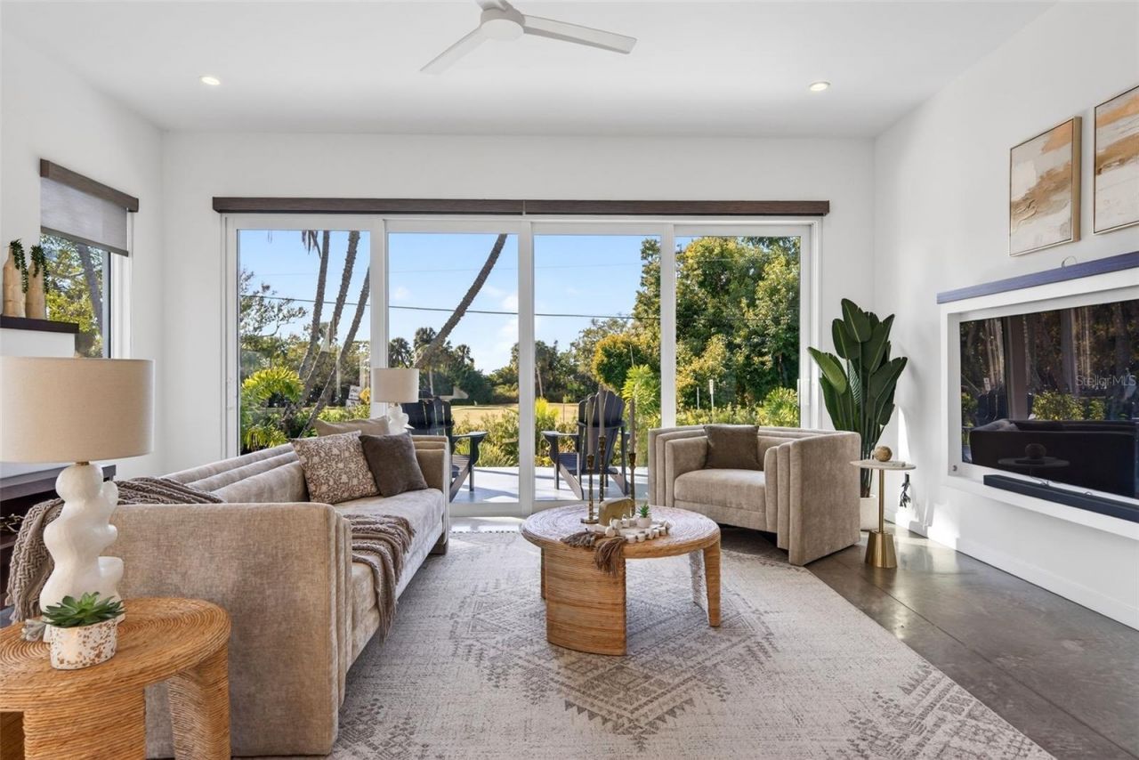 405 Edwards Drive, Sarasota, FL 34243 Photo