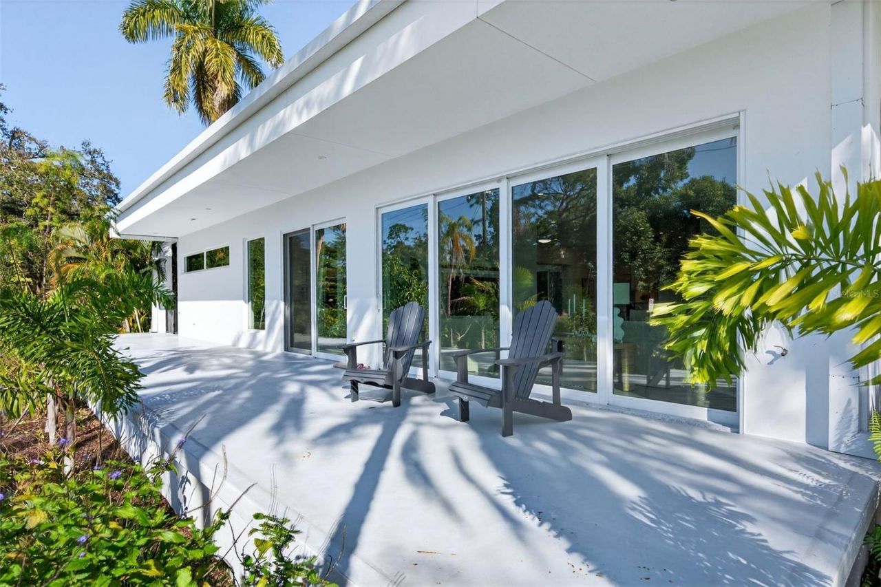 405 Edwards Drive, Sarasota, FL 34243 Photo