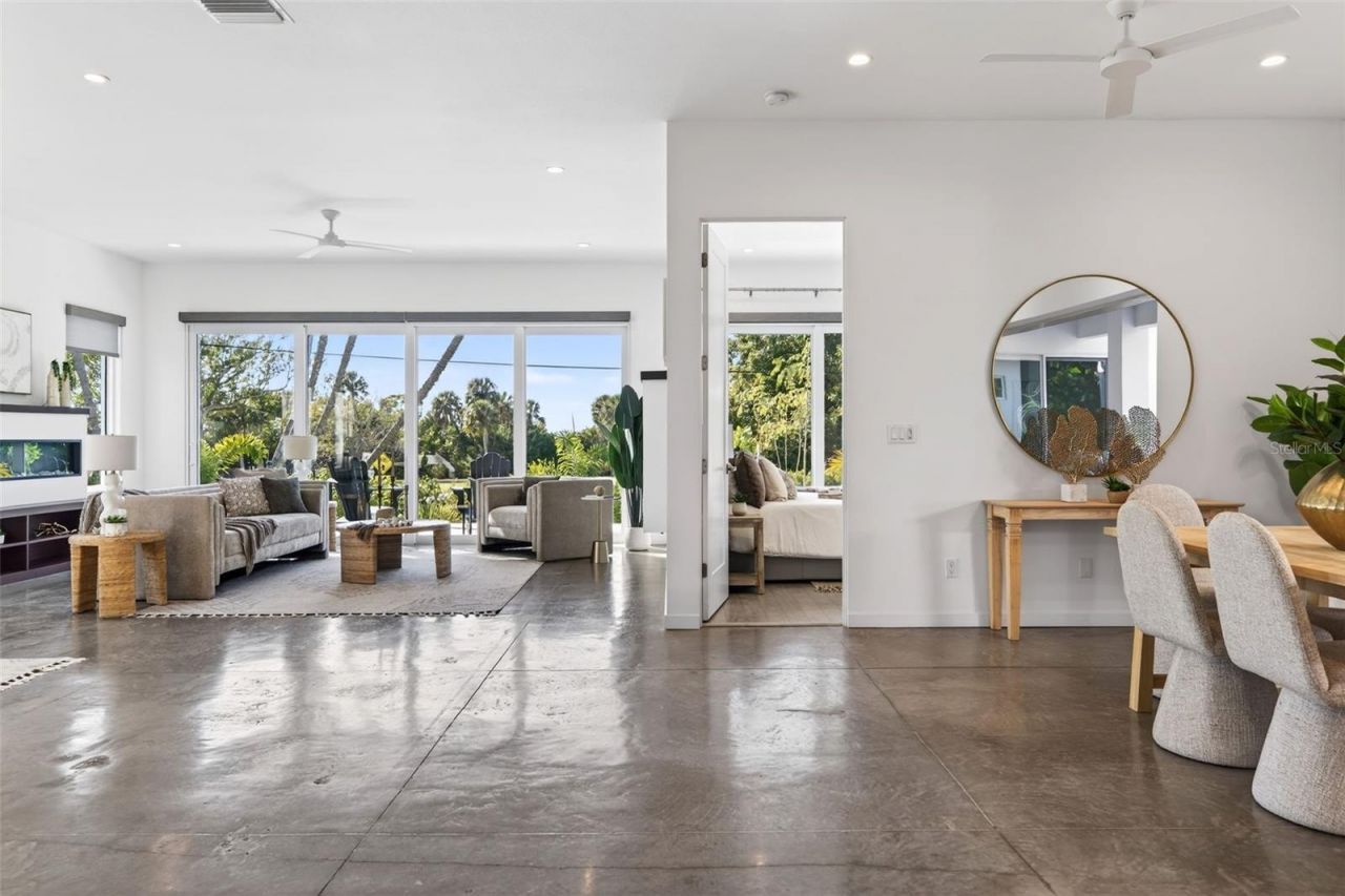 405 Edwards Drive, Sarasota, FL 34243 Photo