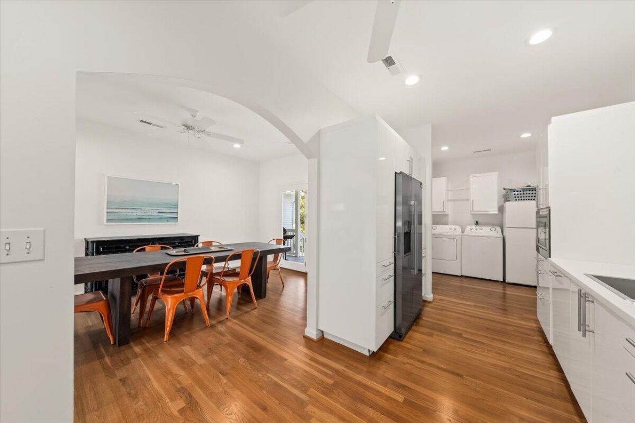 2668-a Ion Avenue Photo 14