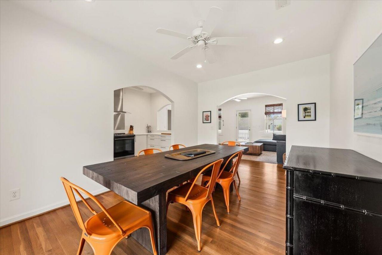 2668-a Ion Avenue Photo 16