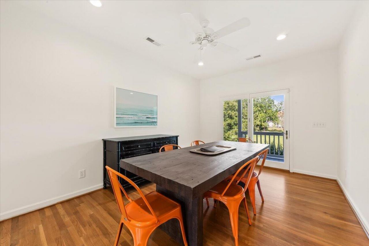 2668-a Ion Avenue Photo 18