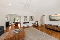 2668-a Ion Avenue photo 4