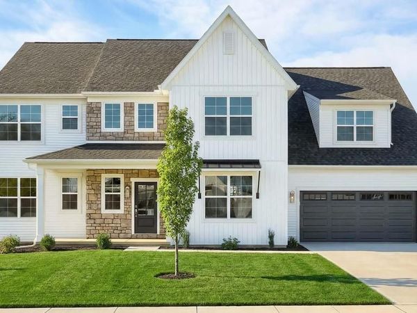 124 FORGE DRIVE, LEBANON, PA 17042