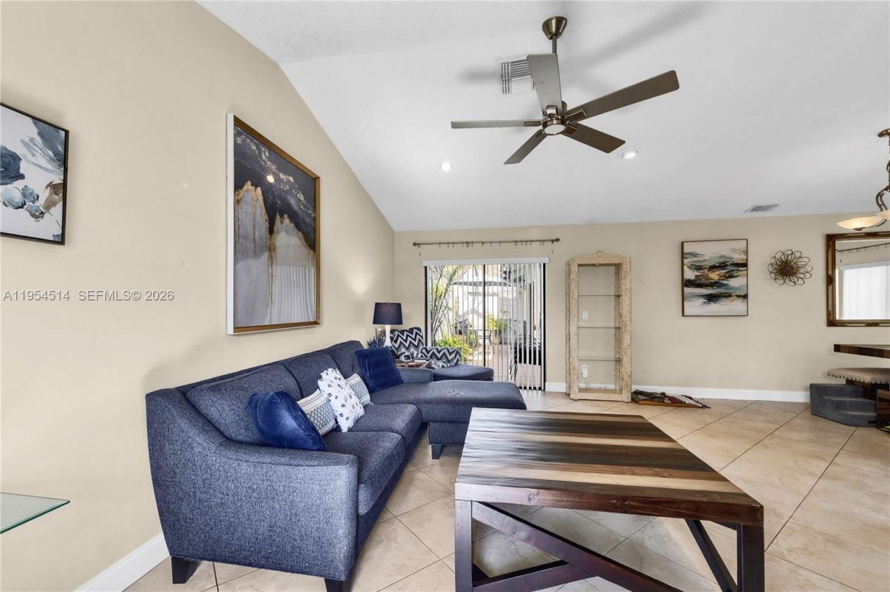 9141 SW 22nd St, Boca Raton, FL 33428 Photo