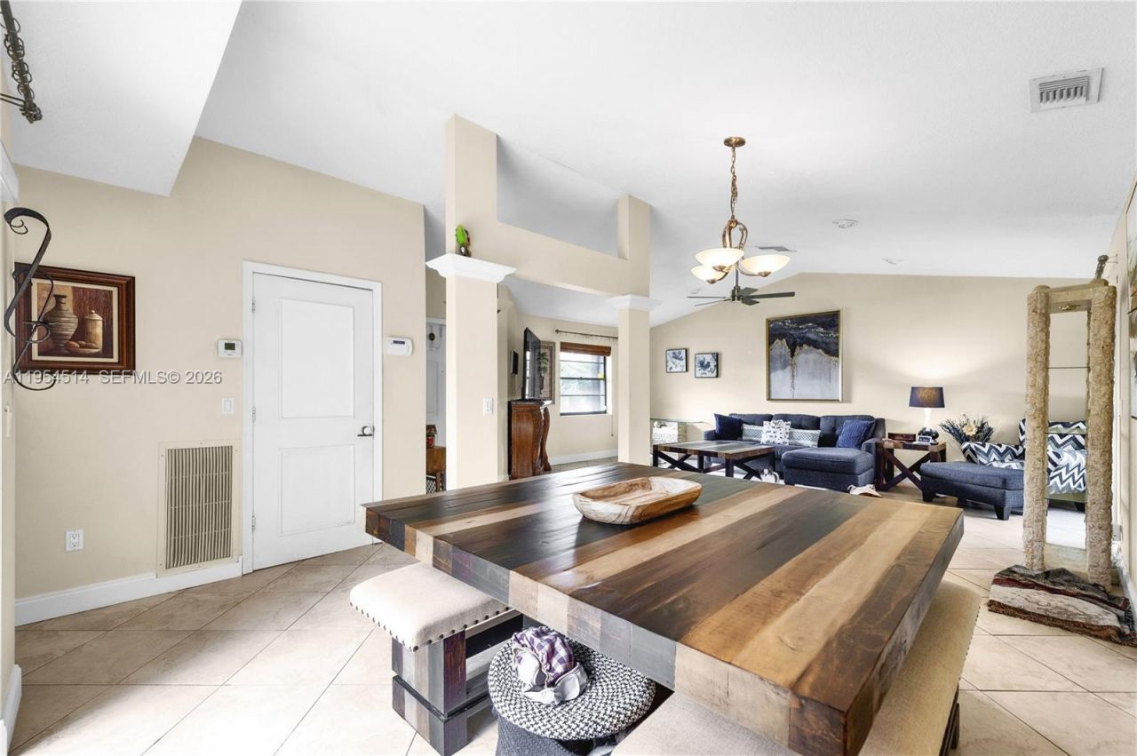 9141 SW 22nd St, Boca Raton, FL 33428 Photo