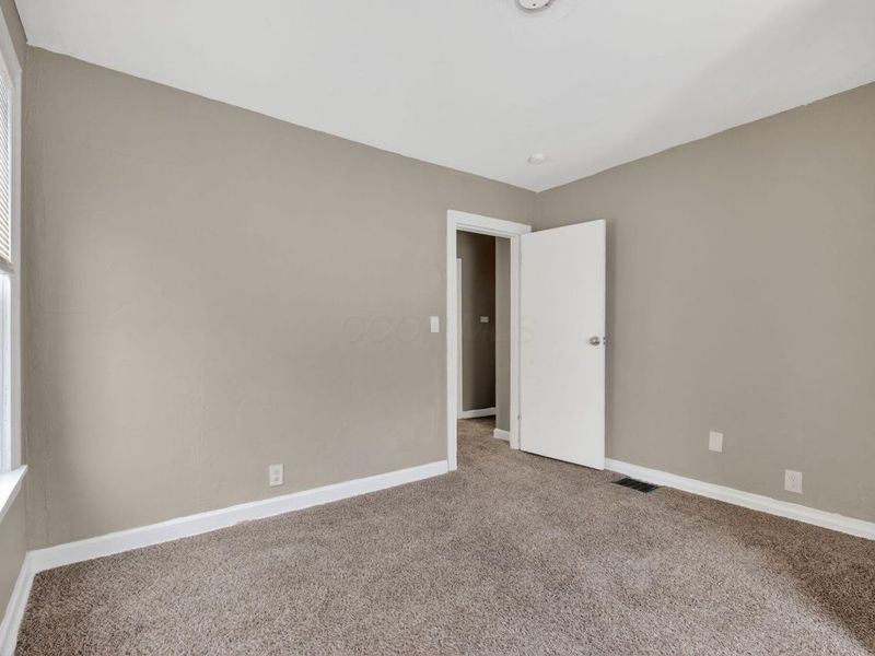 911 Clarendon Avenue, Columbus, OH 43223 Photo 14