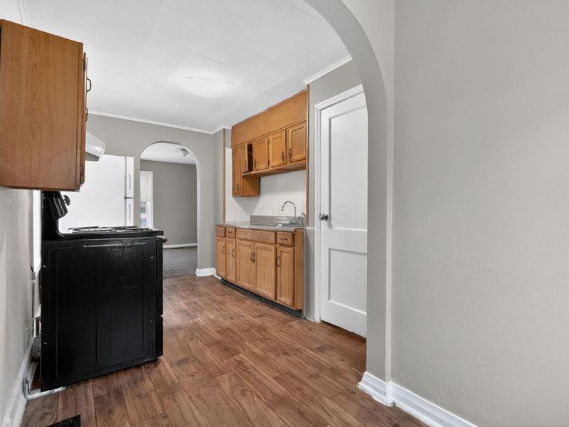 911 Clarendon Avenue, Columbus, OH 43223 Photo 15