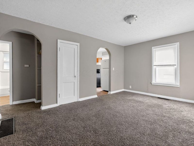 911 Clarendon Avenue, Columbus, OH 43223 Photo 22