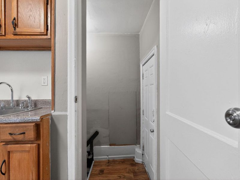 911 Clarendon Avenue, Columbus, OH 43223 Photo 26