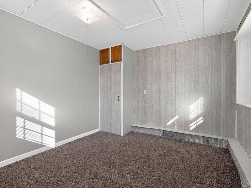 381 Pasadena Avenue, Columbus, OH 43228 Photo 12