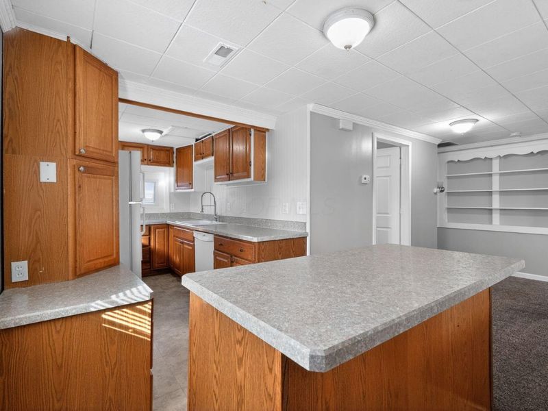 381 Pasadena Avenue, Columbus, OH 43228 Photo 17