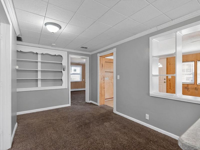 381 Pasadena Avenue, Columbus, OH 43228 Photo 3