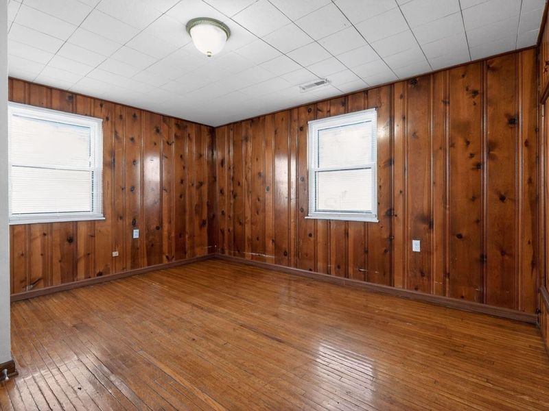 381 Pasadena Avenue, Columbus, OH 43228 Photo 5