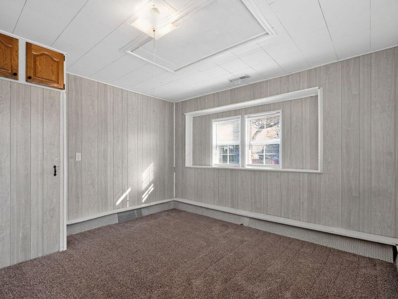 381 Pasadena Avenue, Columbus, OH 43228 Photo 6