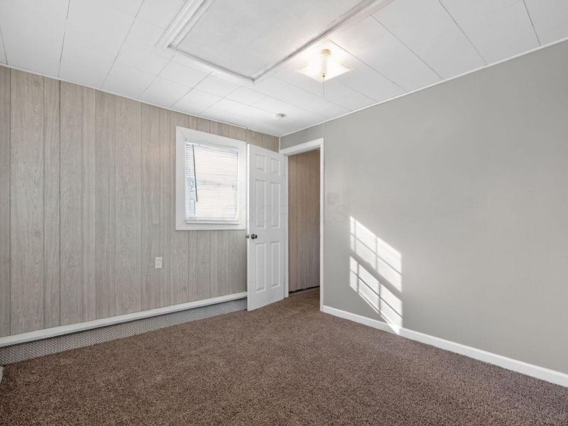 381 Pasadena Avenue, Columbus, OH 43228 Photo 8