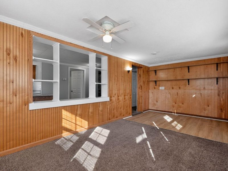 381 Pasadena Avenue, Columbus, OH 43228 Photo 9