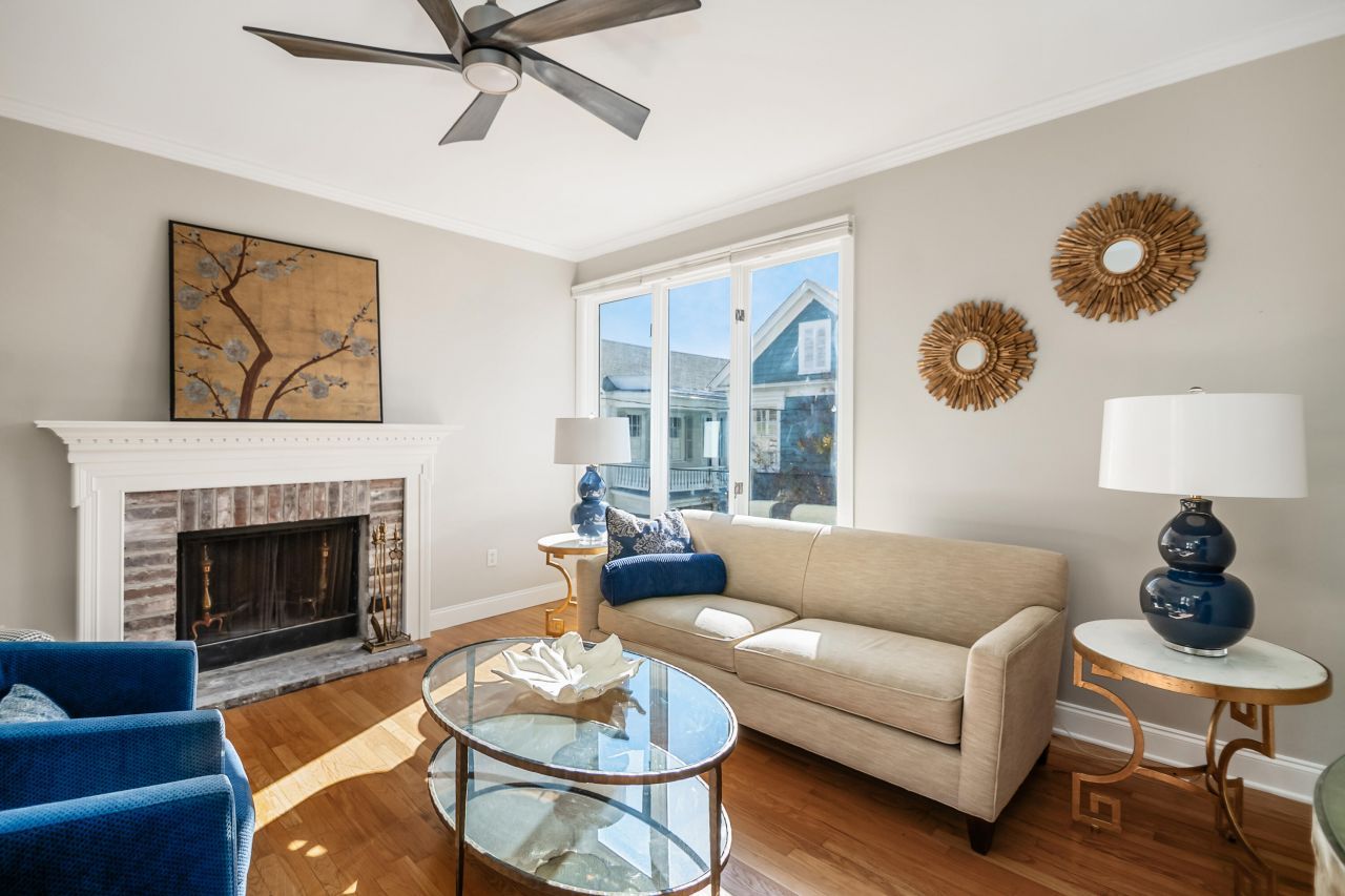 156 Tradd Street Photo 12