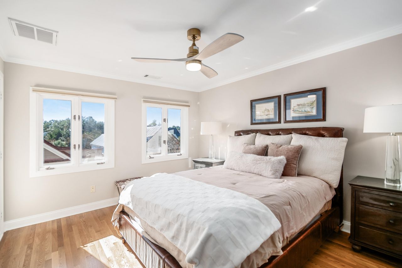 156 Tradd Street Photo 26