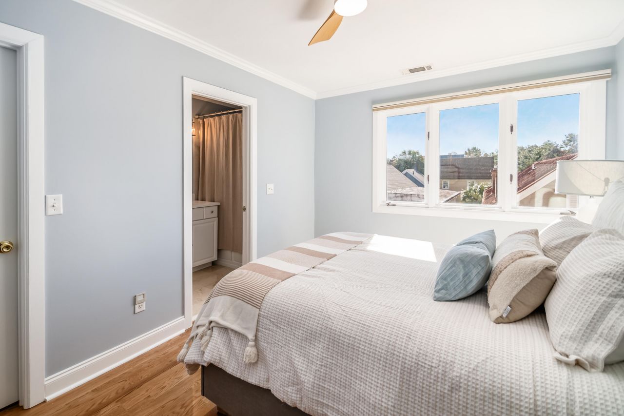 156 Tradd Street Photo 38