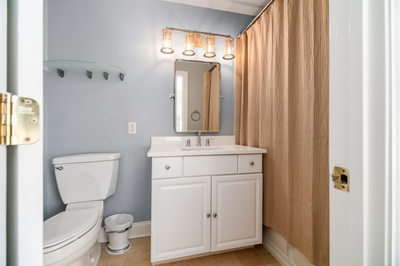 156 Tradd Street Photo 39