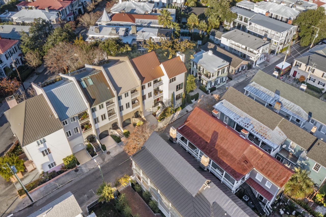 156 Tradd Street Photo 46