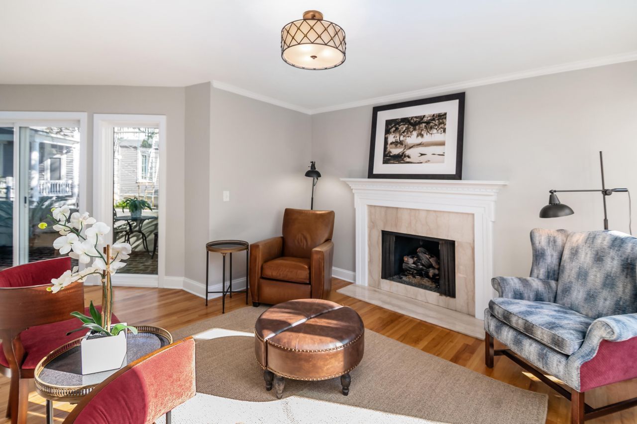 156 Tradd Street Photo 5