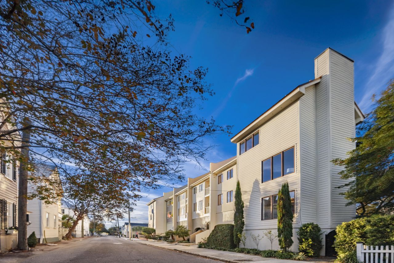 156 Tradd Street Photo 55