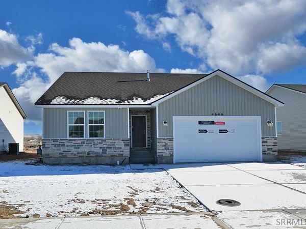 4606 Bristol Drive, IDAHO FALLS, ID 83401