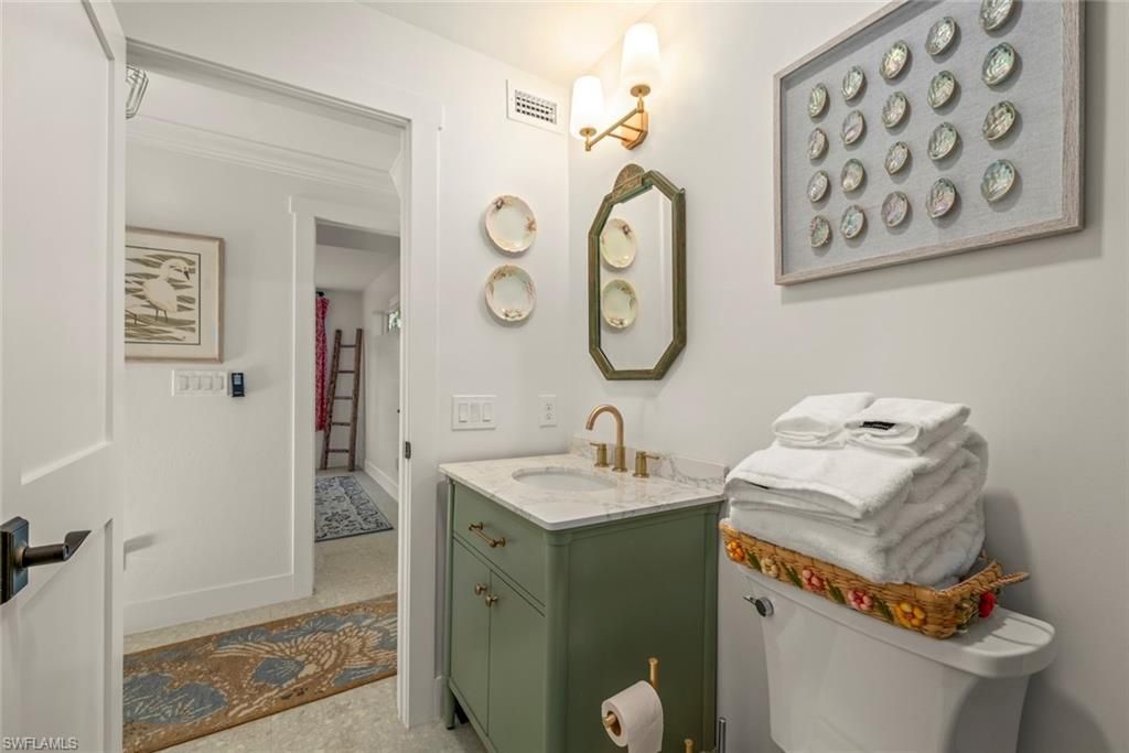 3009 Singing Wind Dr , Sanibel, FL 33957 Photo