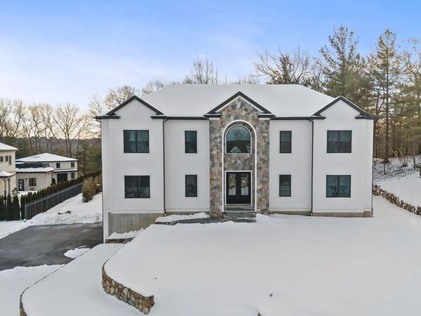 12 Couture Way, Middleton, MA 01949