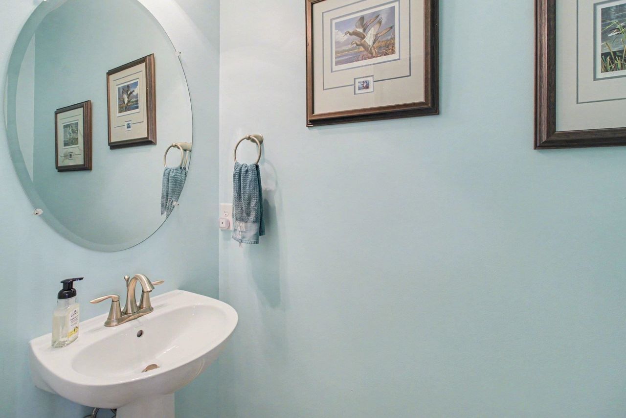 1811 D High St. Photo 14