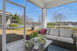 1811 D High St. photo 4