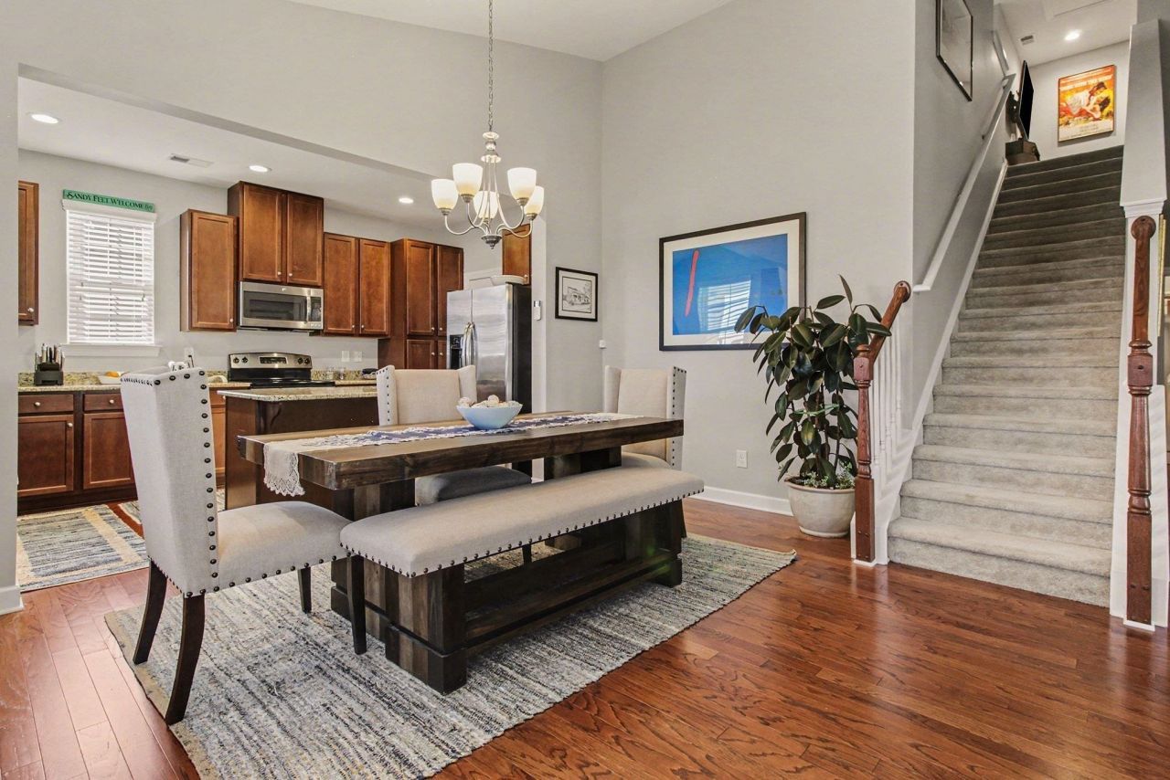 1811 D High St. Photo 9