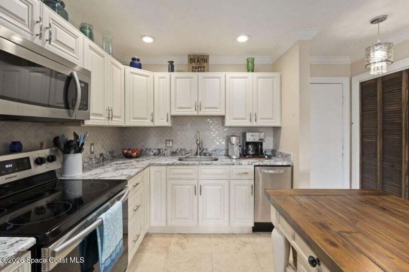 2400 S Ocean Drive, Unit V-122, Hutchinson Island, FL 34949 Photo