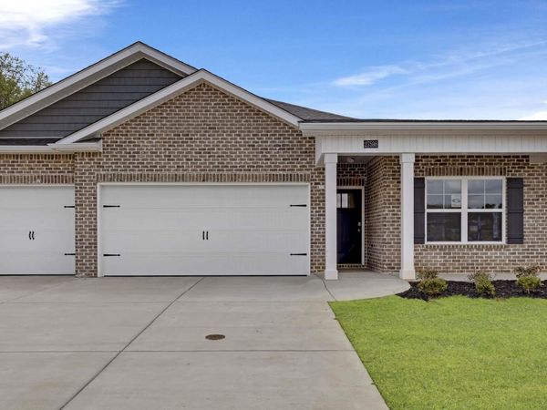 27598 Onyx Court, Athens, AL 35749