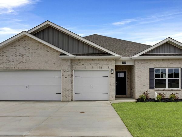 17638 Sapphire Lane, Athens, AL 35749