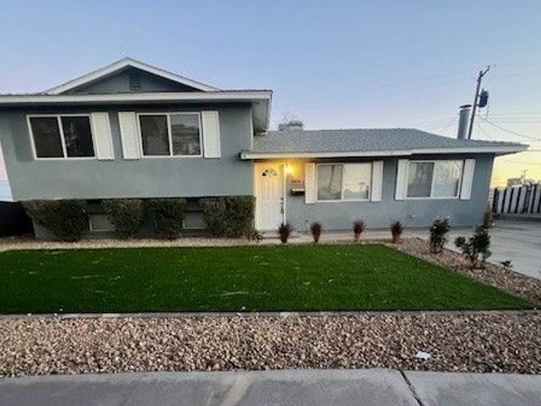 6213 Fairwood Avenue, Las Vegas, NV 89107