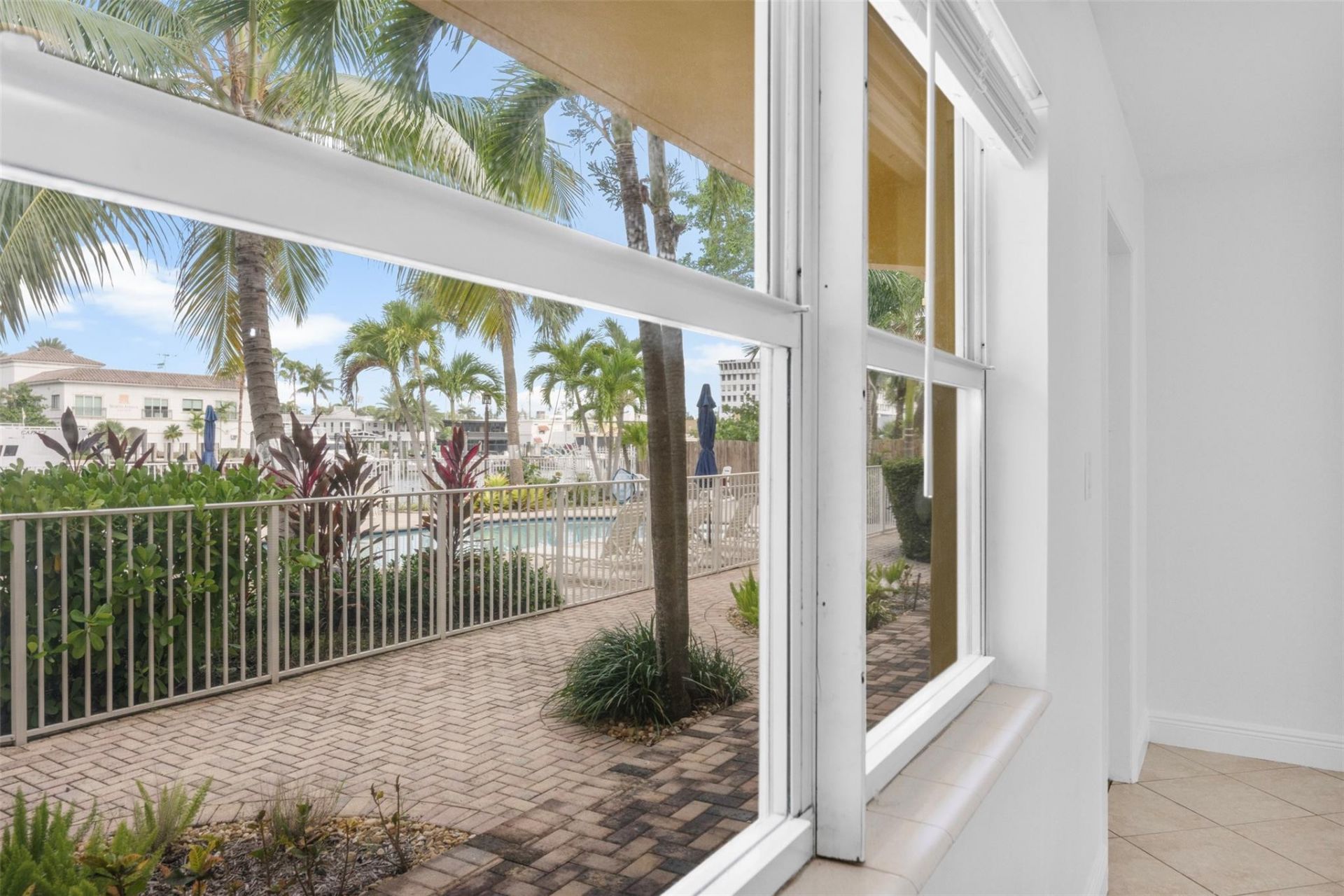 815 Middle River Drive, Unit 115, Fort Lauderdale, FL 33304 Photo