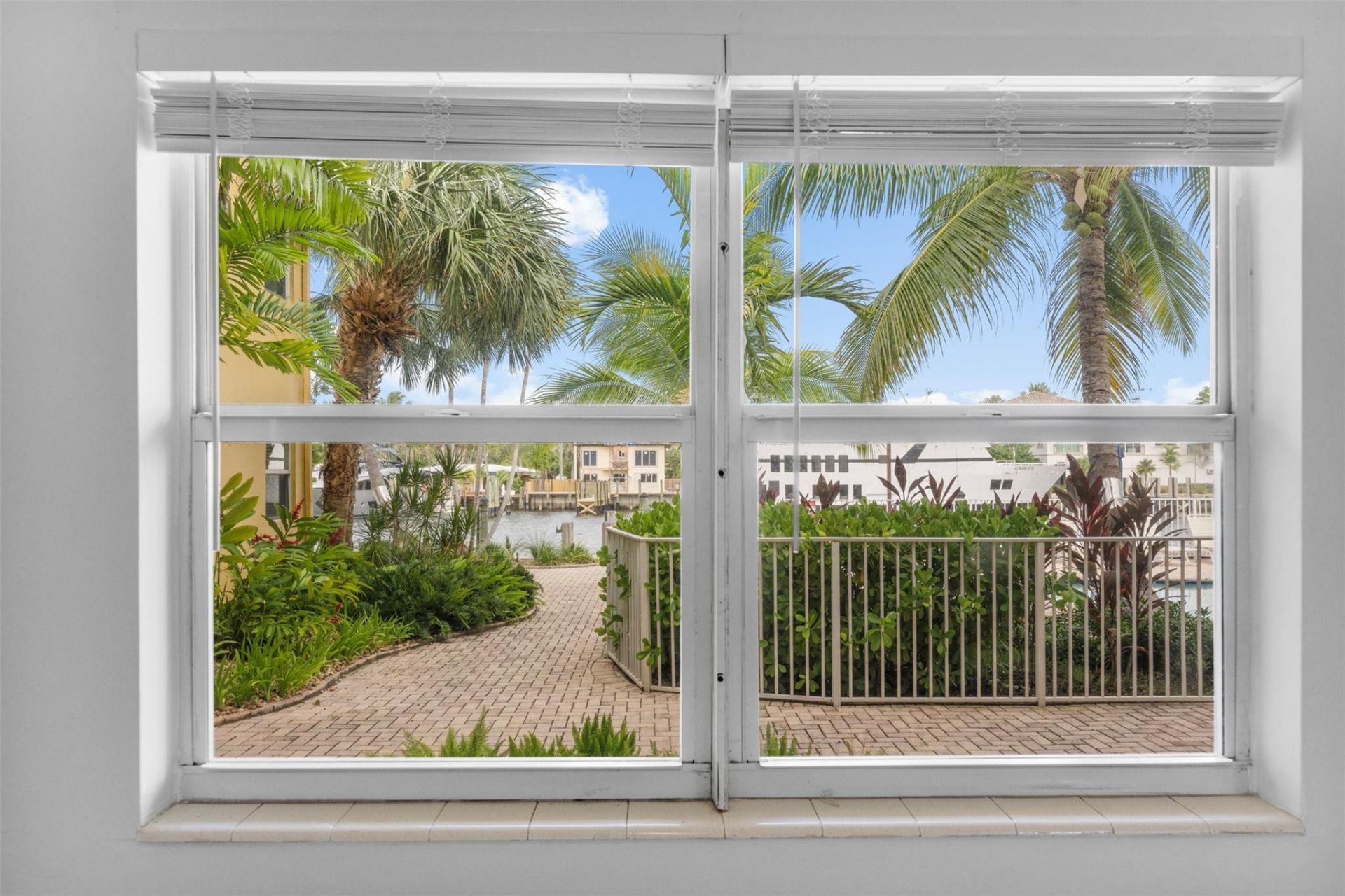 815 Middle River Drive, Unit 115, Fort Lauderdale, FL 33304 Photo