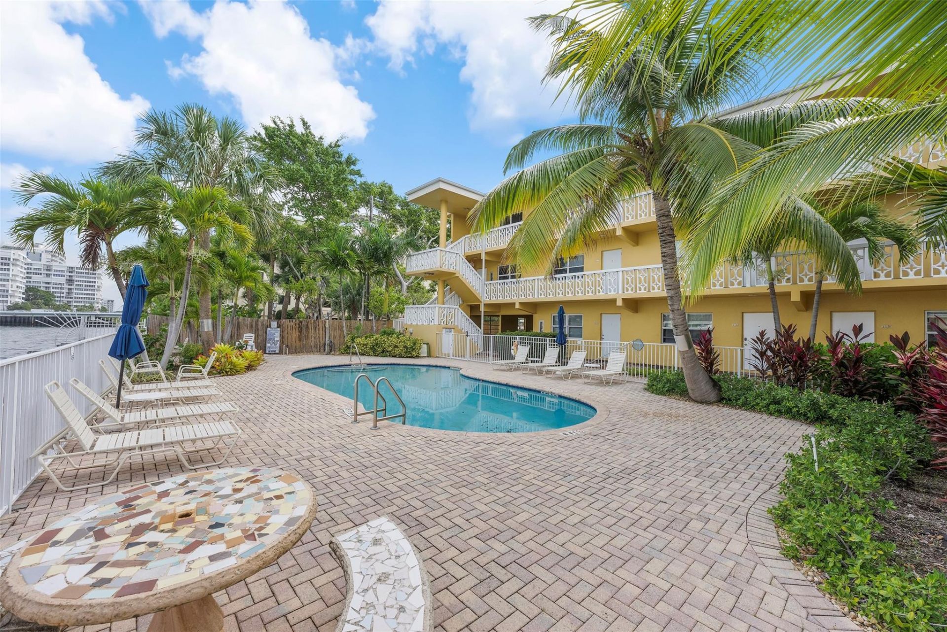 815 Middle River Drive, Unit 115, Fort Lauderdale, FL 33304 Photo