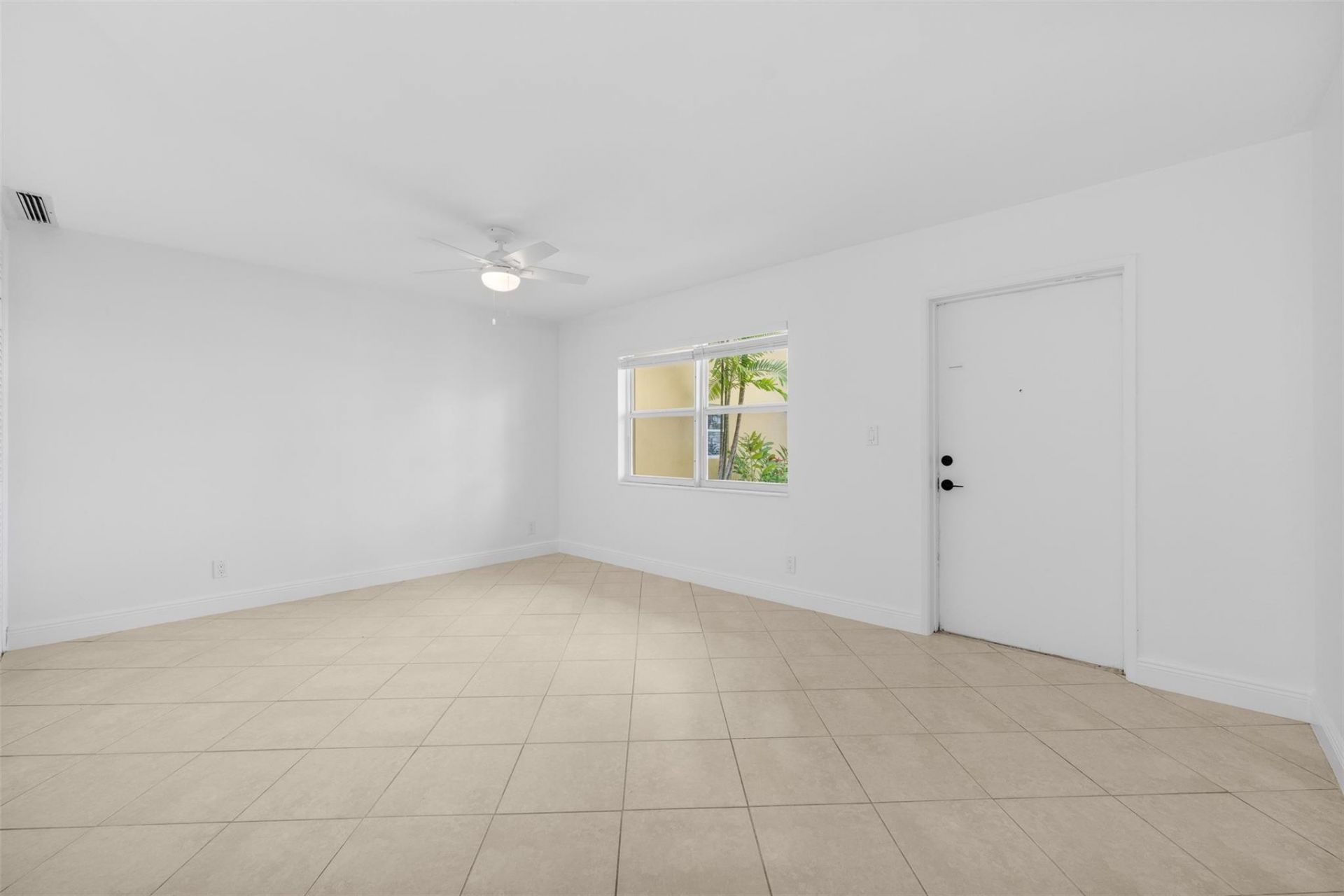 815 Middle River Drive, Unit 115, Fort Lauderdale, FL 33304 Photo