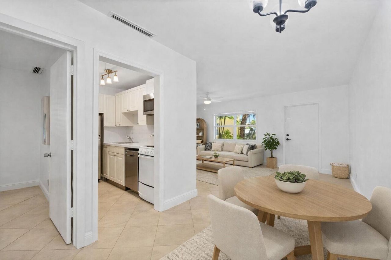 815 Middle River Drive, Unit 115, Fort Lauderdale, FL 33304 Photo