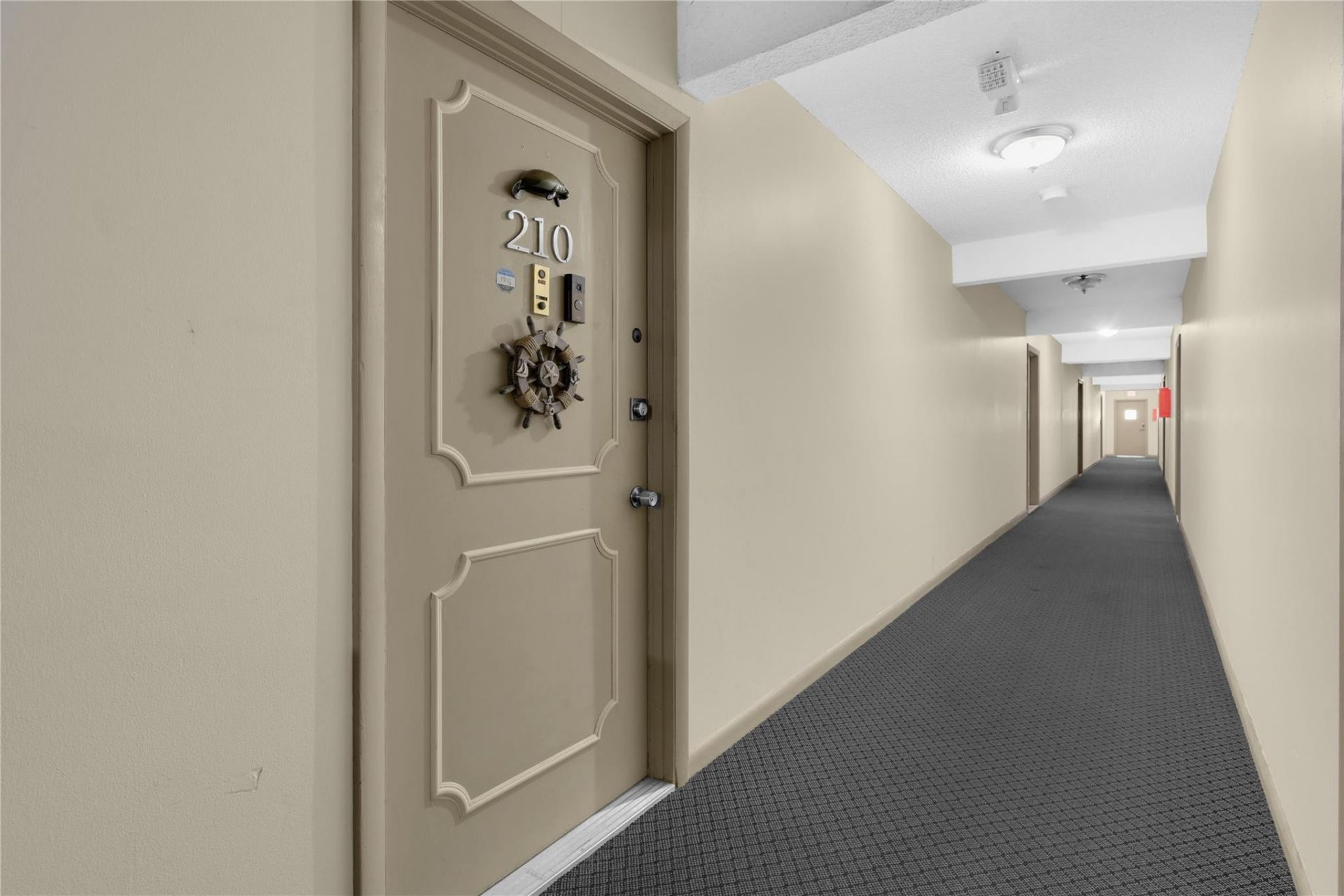 1560 Mckinley Street, Unit 210W, Hollywood, FL 33020 Photo